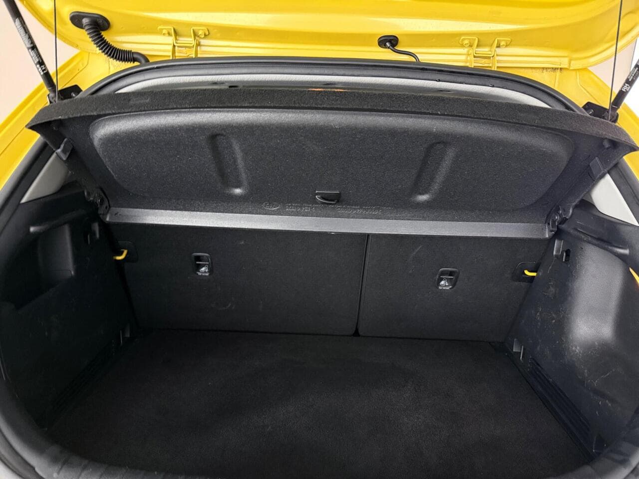 Kia Rio thumbnail Boot