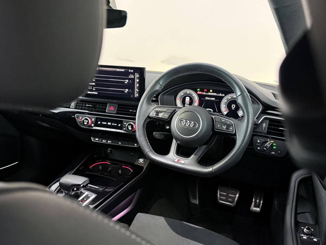 Audi A5 thumbnail Interior Front