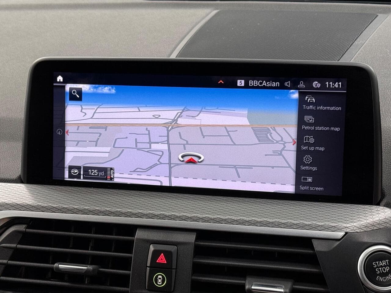 BMW X3 thumbnail Infotainment System