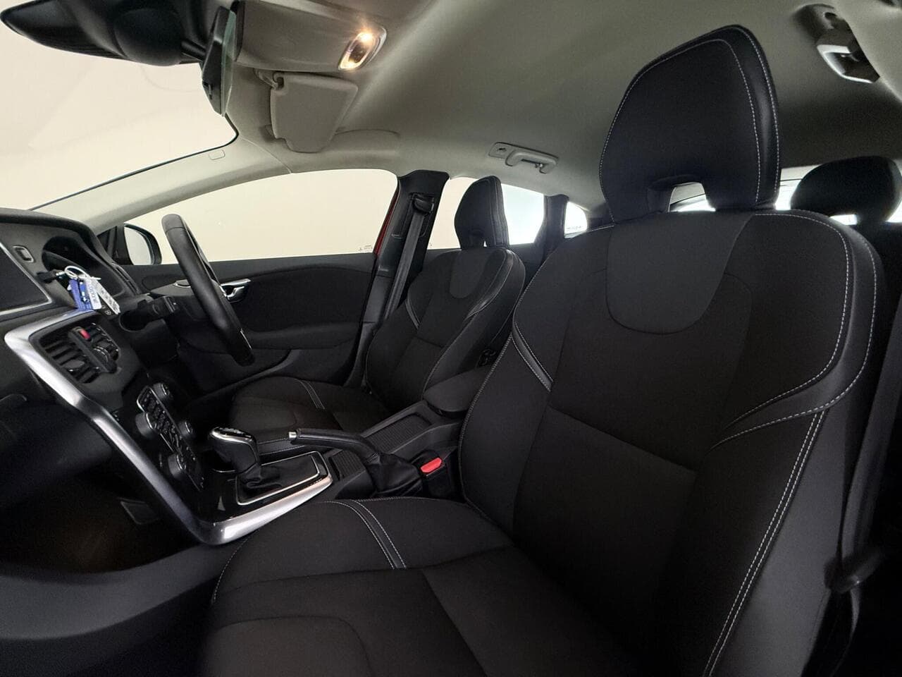 Volvo V40 thumbnail Seat Front Passenger