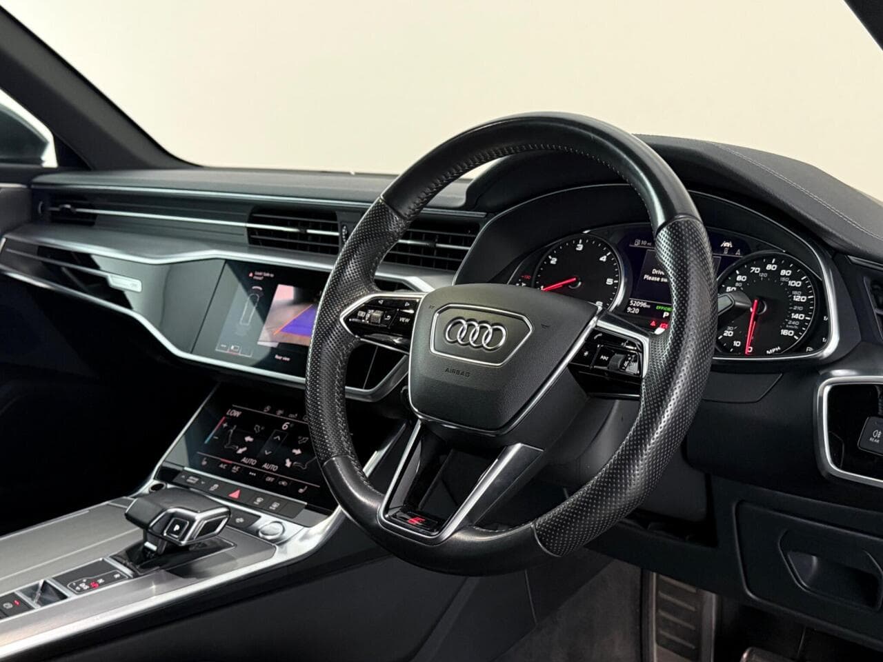 Audi A6 Saloon thumbnail Interior Front