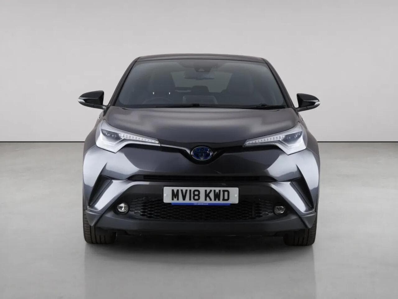 Toyota C-HR thumbnail Front
