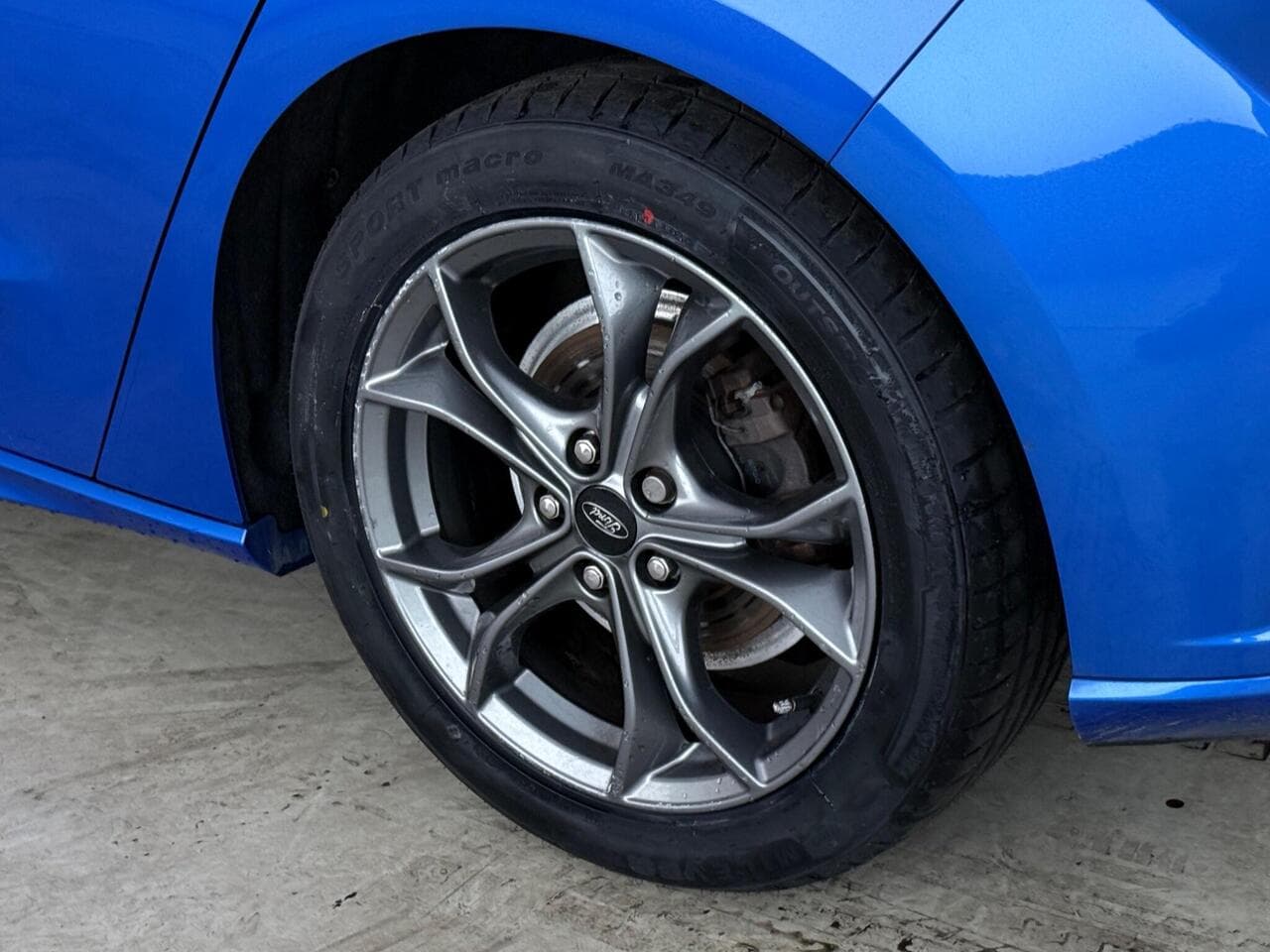 Ford Focus thumbnail Wheel