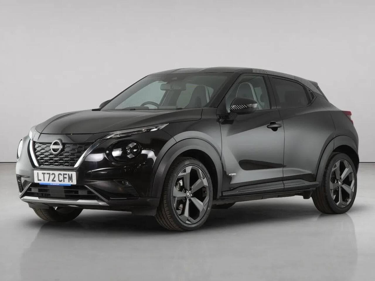 Nissan Juke thumbnail Front Left