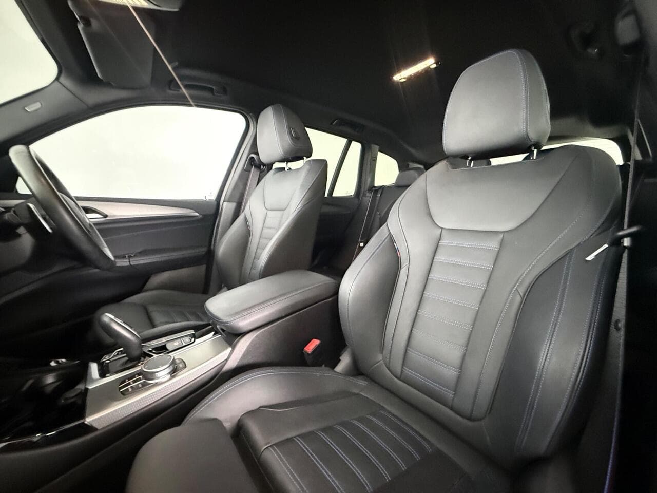 BMW X3 thumbnail Seat Front Passenger