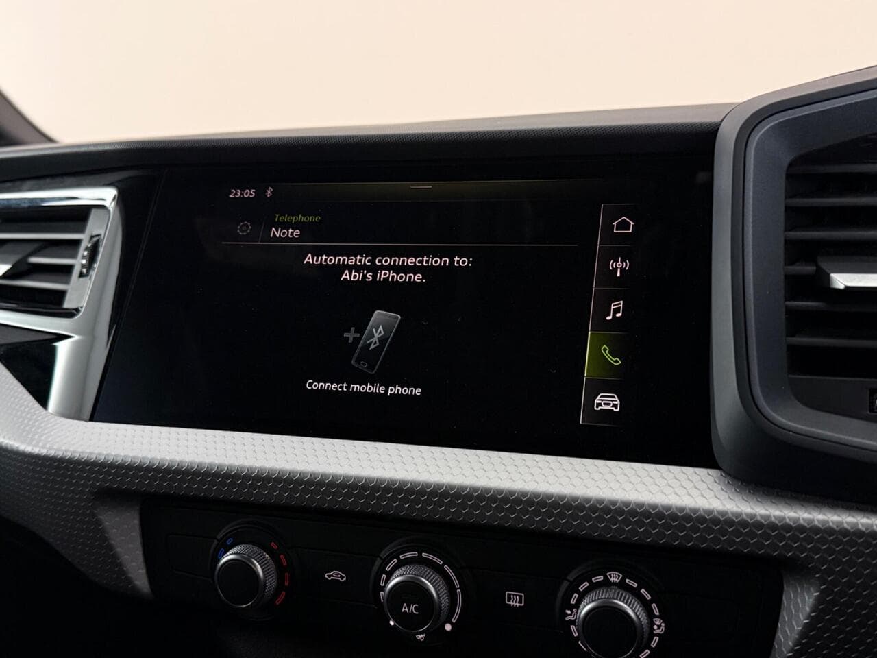 Audi A1 thumbnail Infotainment System