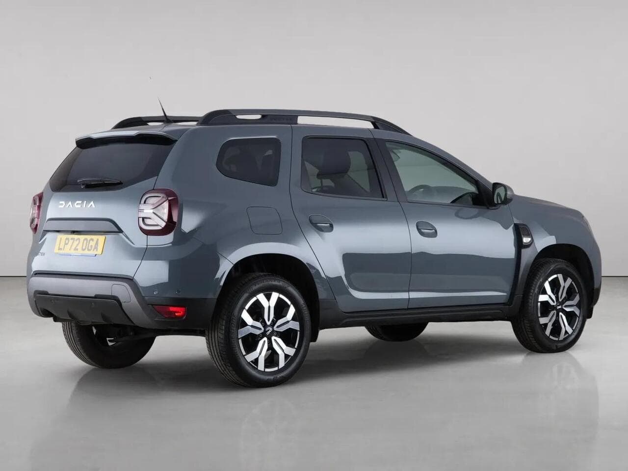 Dacia Duster thumbnail Rear Right