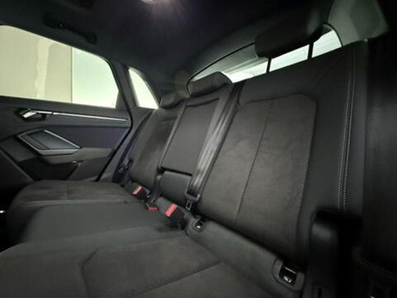 Audi Q3 thumbnail Seats Rear