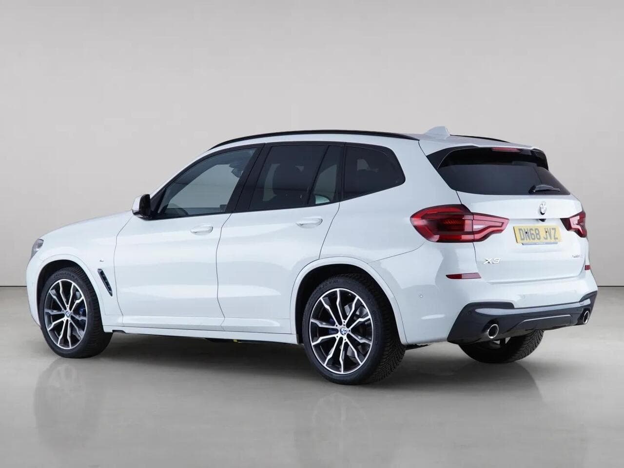 BMW X3 thumbnail Rear Left