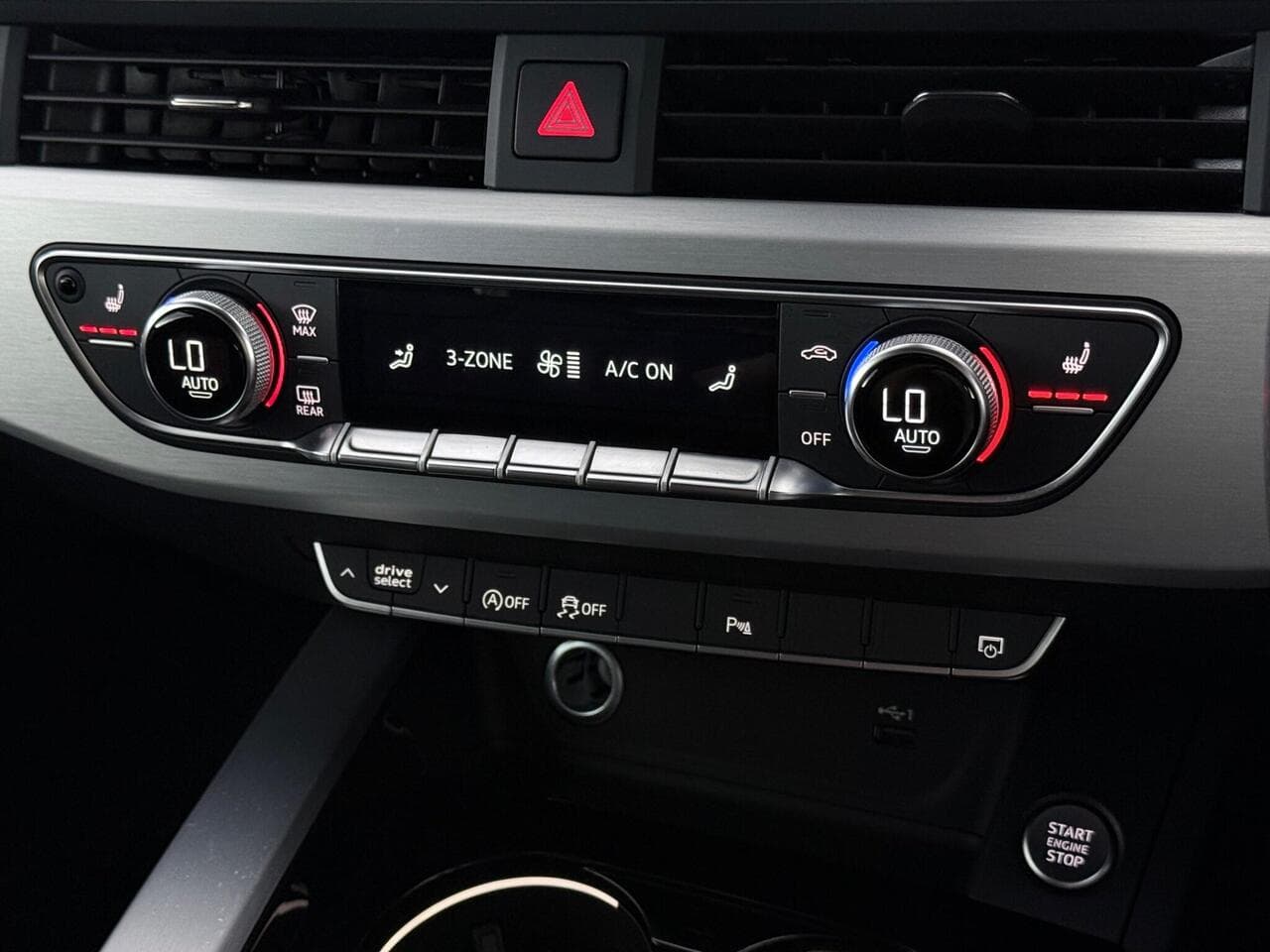 Audi A5 Cabriolet thumbnail Misc Controls