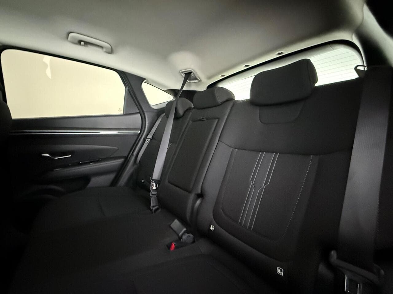 Hyundai TUCSON thumbnail Seats Rear
