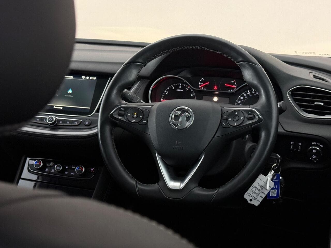 Vauxhall Grandland X thumbnail Steering Wheel