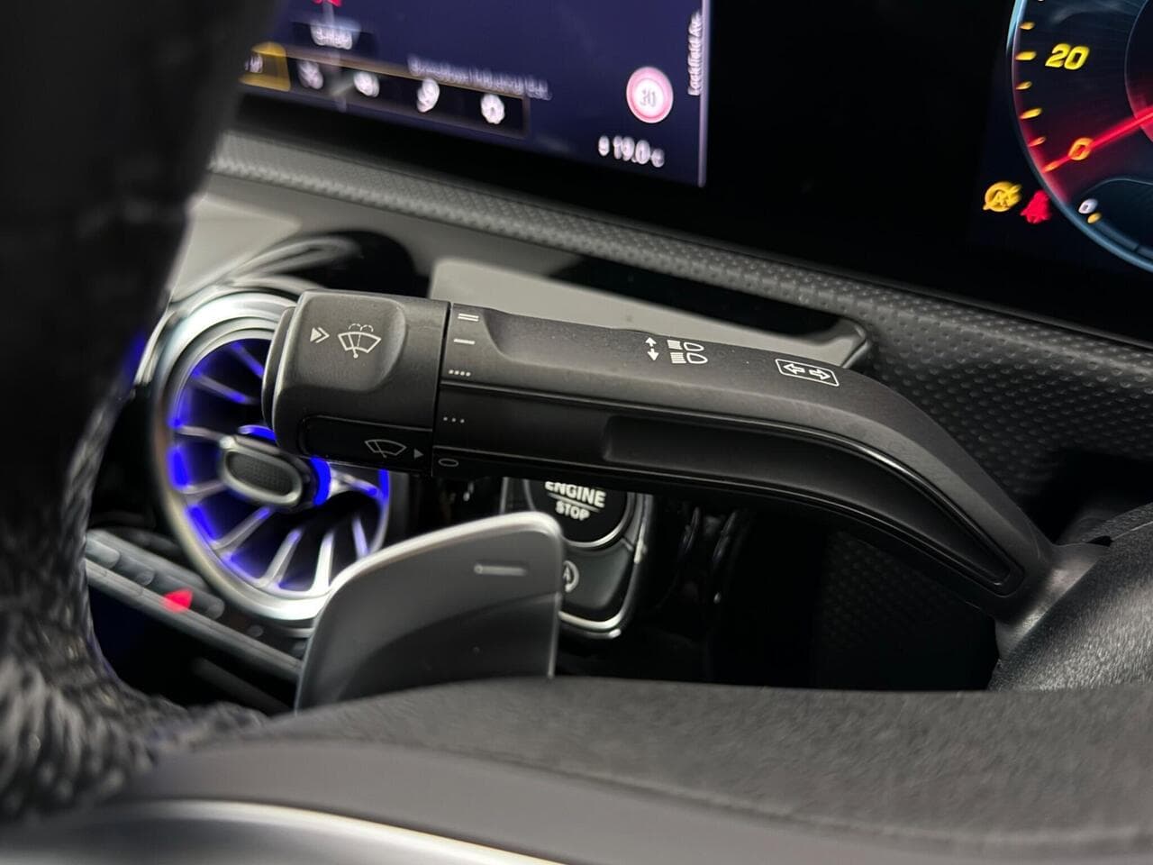 Mercedes-Benz CLA thumbnail Misc Controls