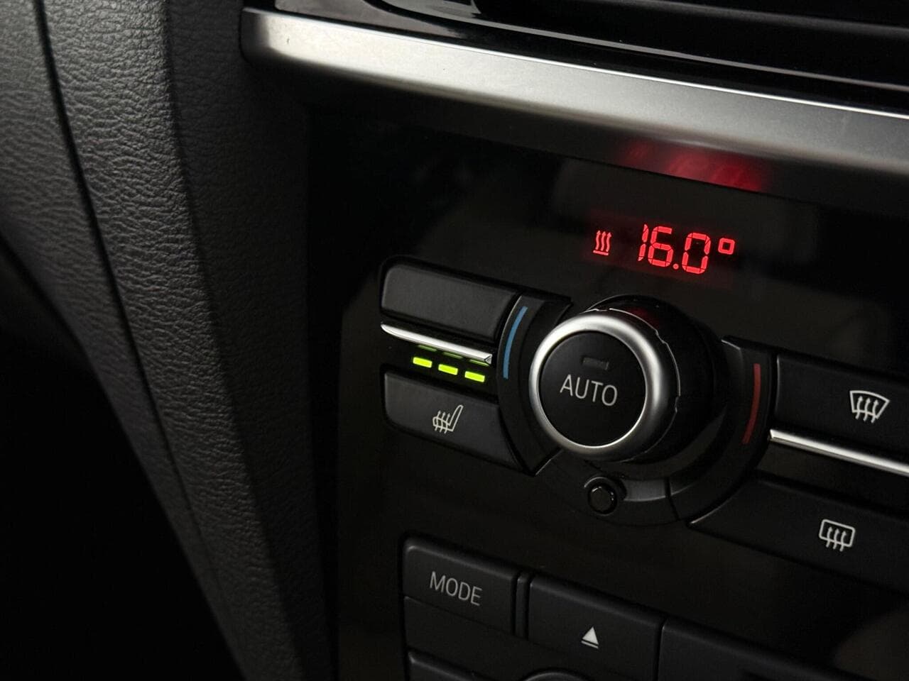 BMW X4 thumbnail Misc Controls