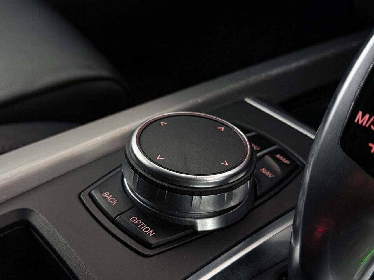 BMW X5 thumbnail Misc Controls