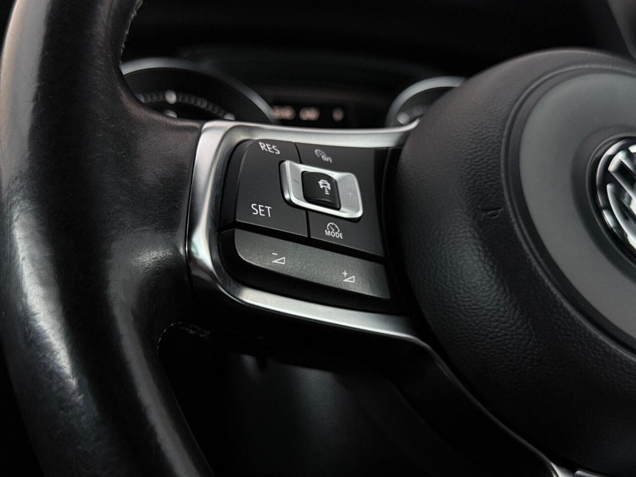 Volkswagen Golf thumbnail Misc Controls