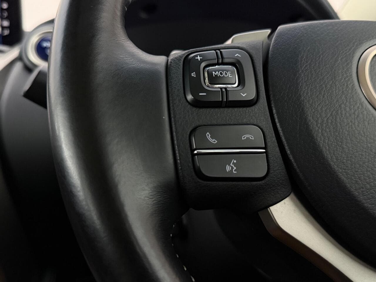 Lexus NX thumbnail Misc Controls