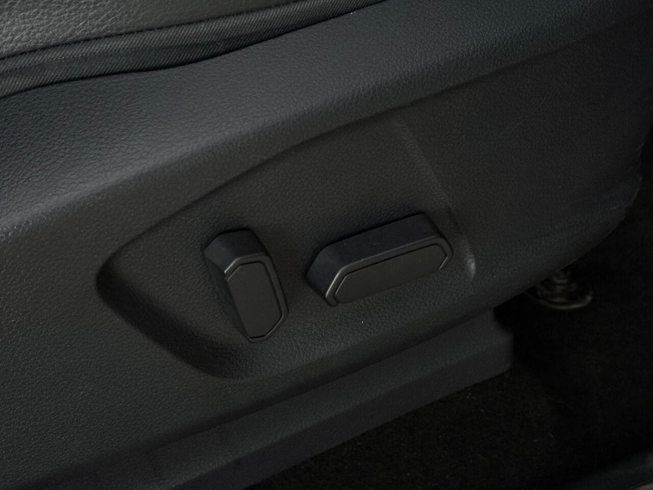 Ford Ranger thumbnail Misc Controls