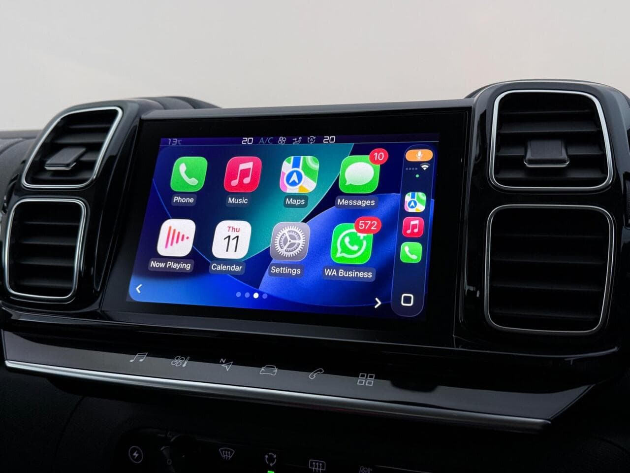 Citroen C5 Aircross thumbnail Infotainment System