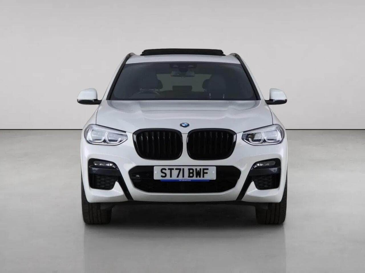 BMW X3 thumbnail Front