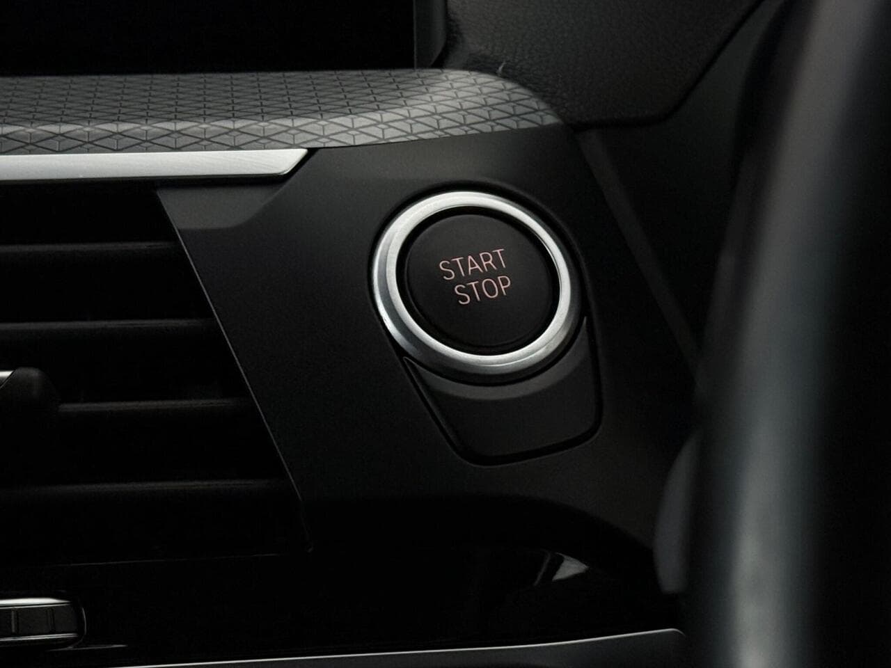 BMW X3 thumbnail Misc Controls