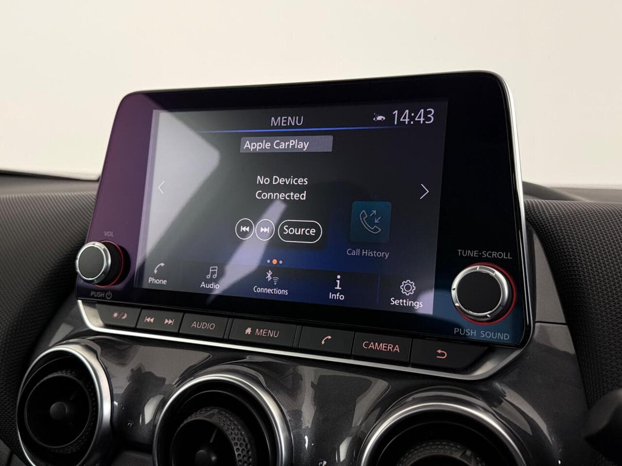 Nissan Juke thumbnail Infotainment System
