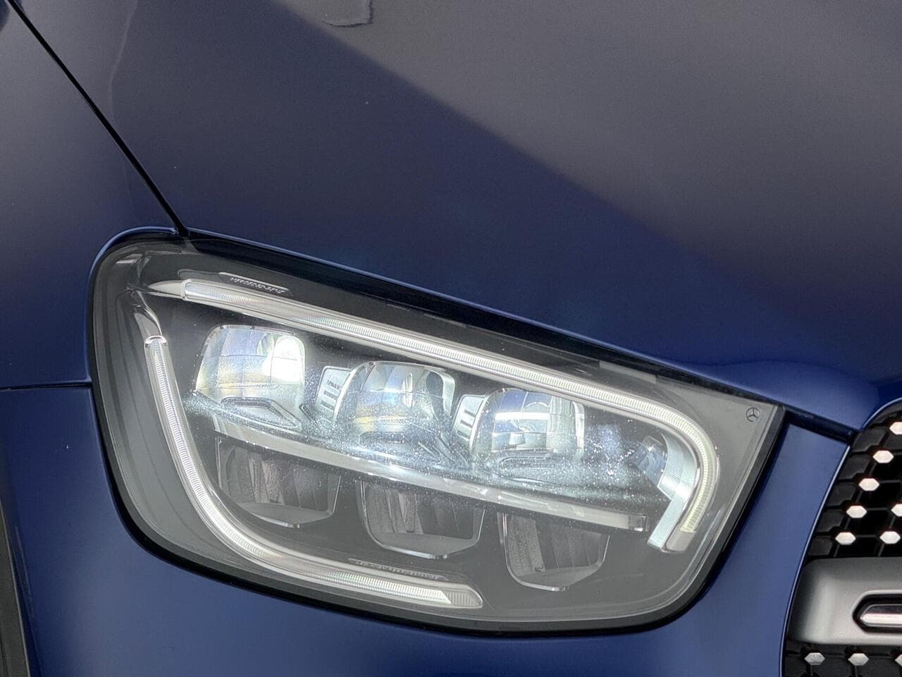 Mercedes-Benz GLC thumbnail Lights Front