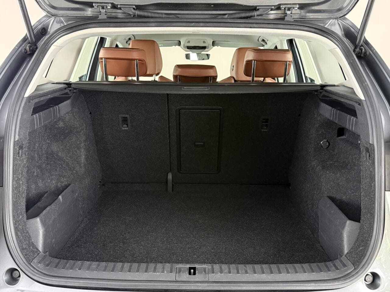 Skoda Enyaq thumbnail Boot