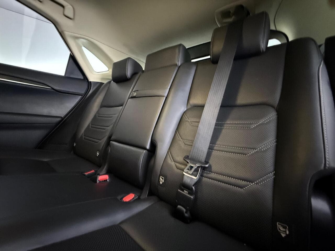 Lexus NX thumbnail Seats Rear