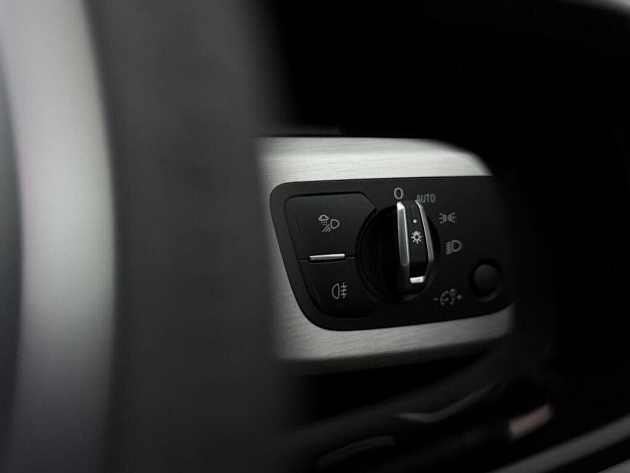 Audi A5 thumbnail Misc Controls