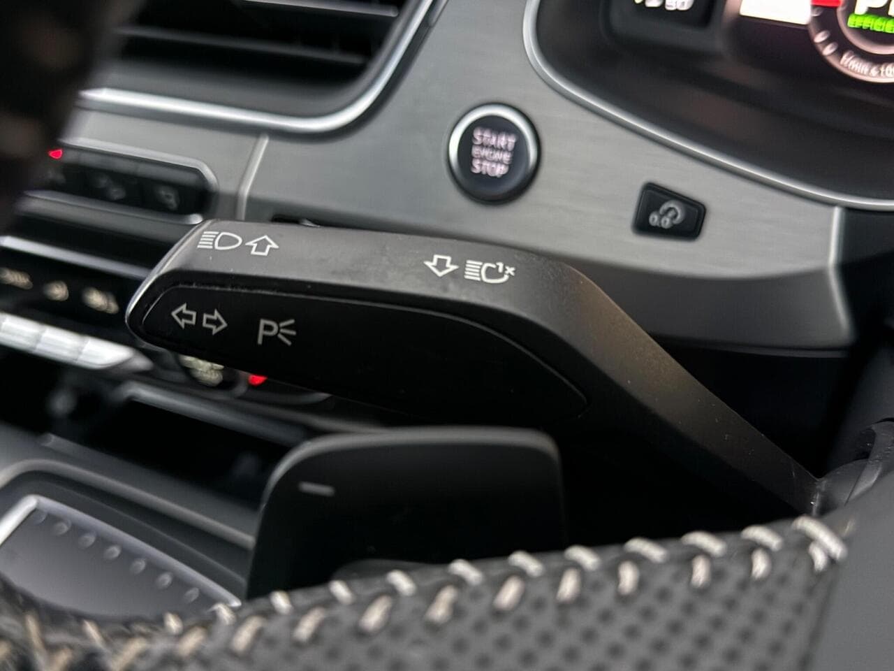Audi Q7 thumbnail Misc Controls