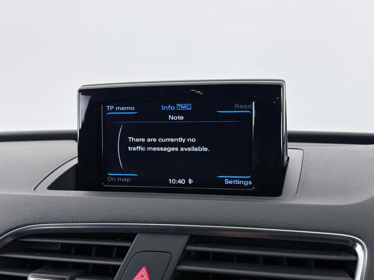 Audi Q3 thumbnail Infotainment System