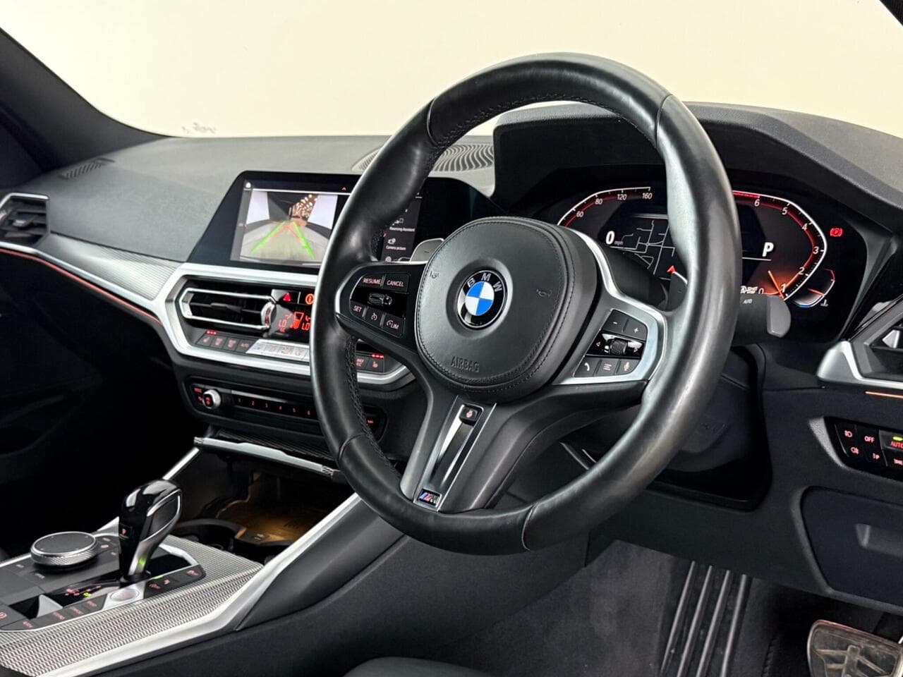 BMW 3 Series thumbnail Steering Wheel