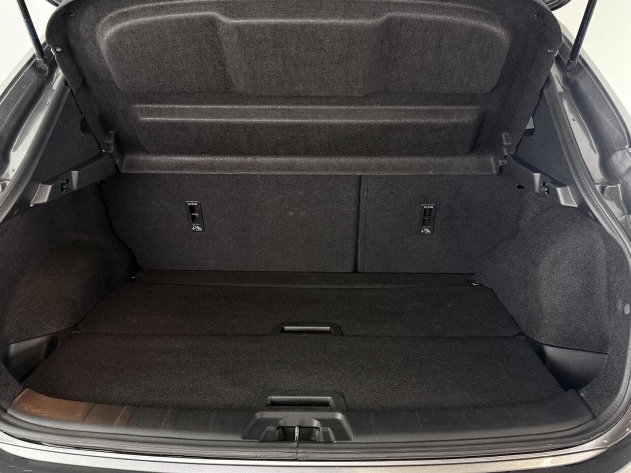 Nissan Qashqai thumbnail Boot
