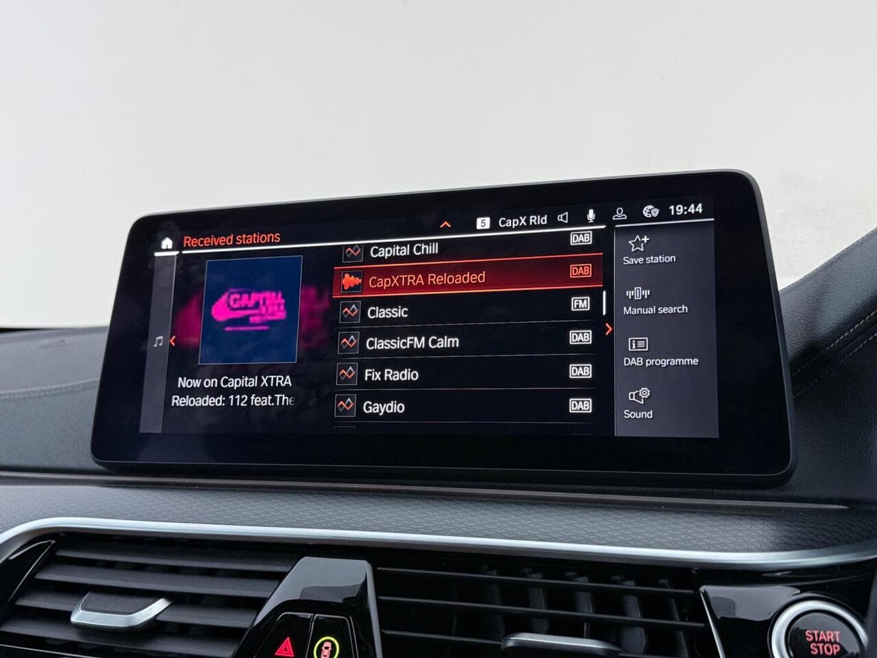BMW 5 Series thumbnail Infotainment System