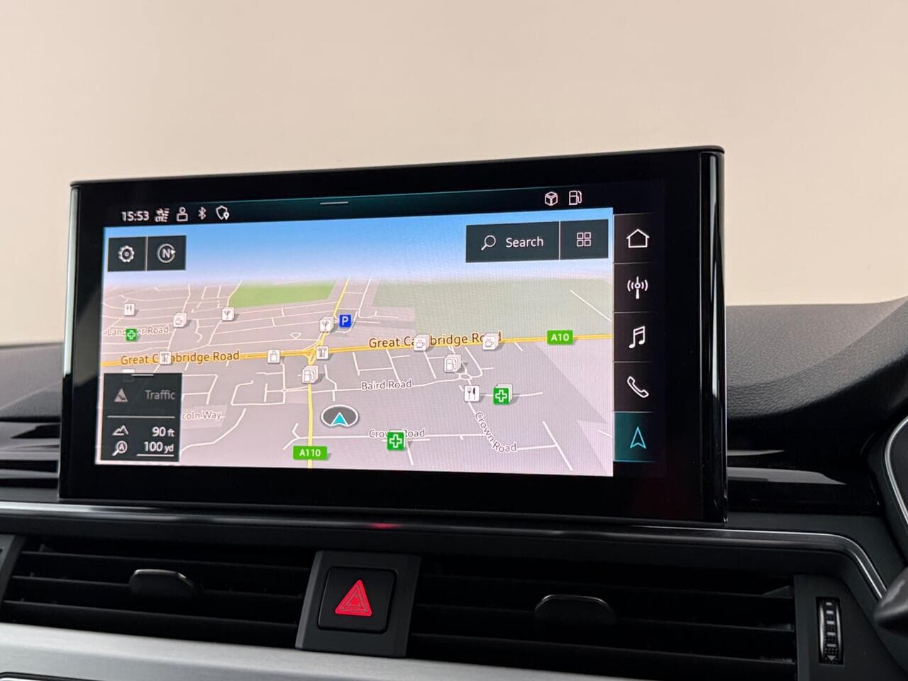 Audi A4 Avant thumbnail Infotainment System
