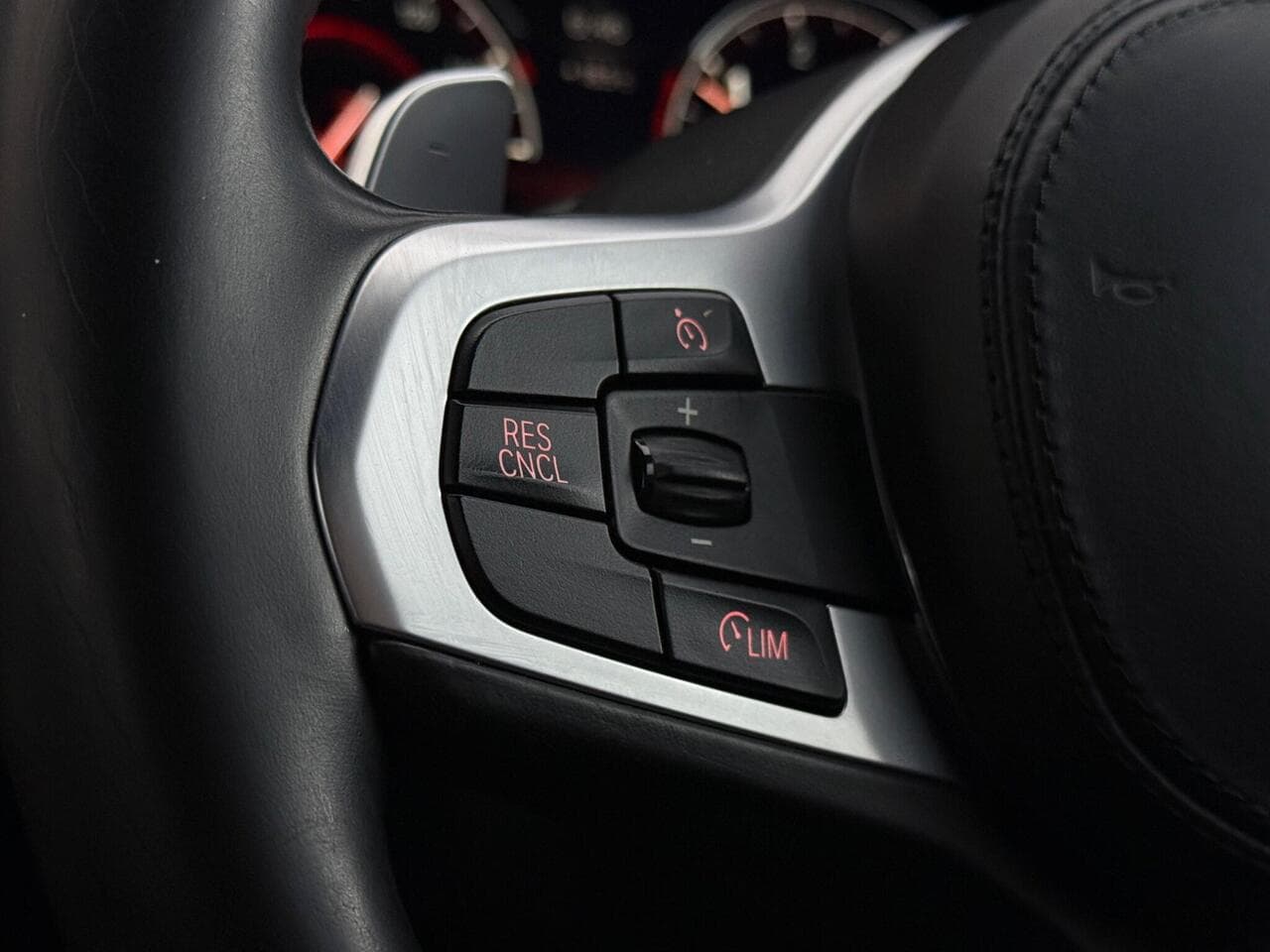 BMW 5 Series thumbnail Misc Controls