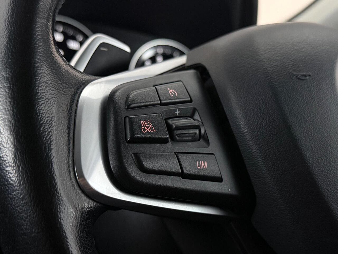 BMW X1 thumbnail Misc Controls