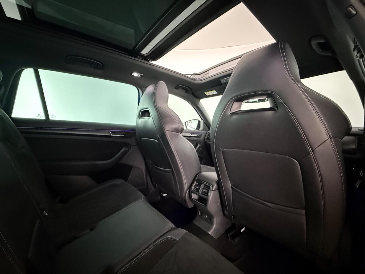 Skoda Kodiaq thumbnail Seats Rear