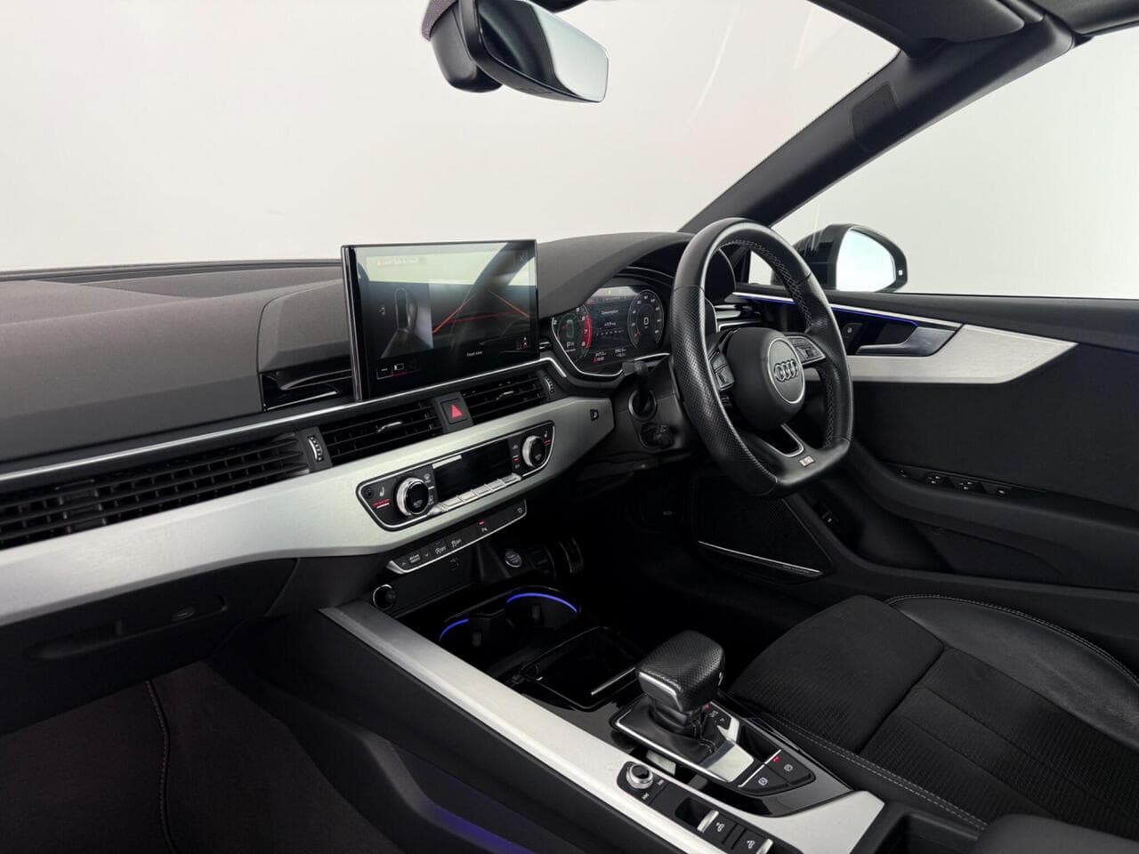 Audi A5 Cabriolet thumbnail Interior Front