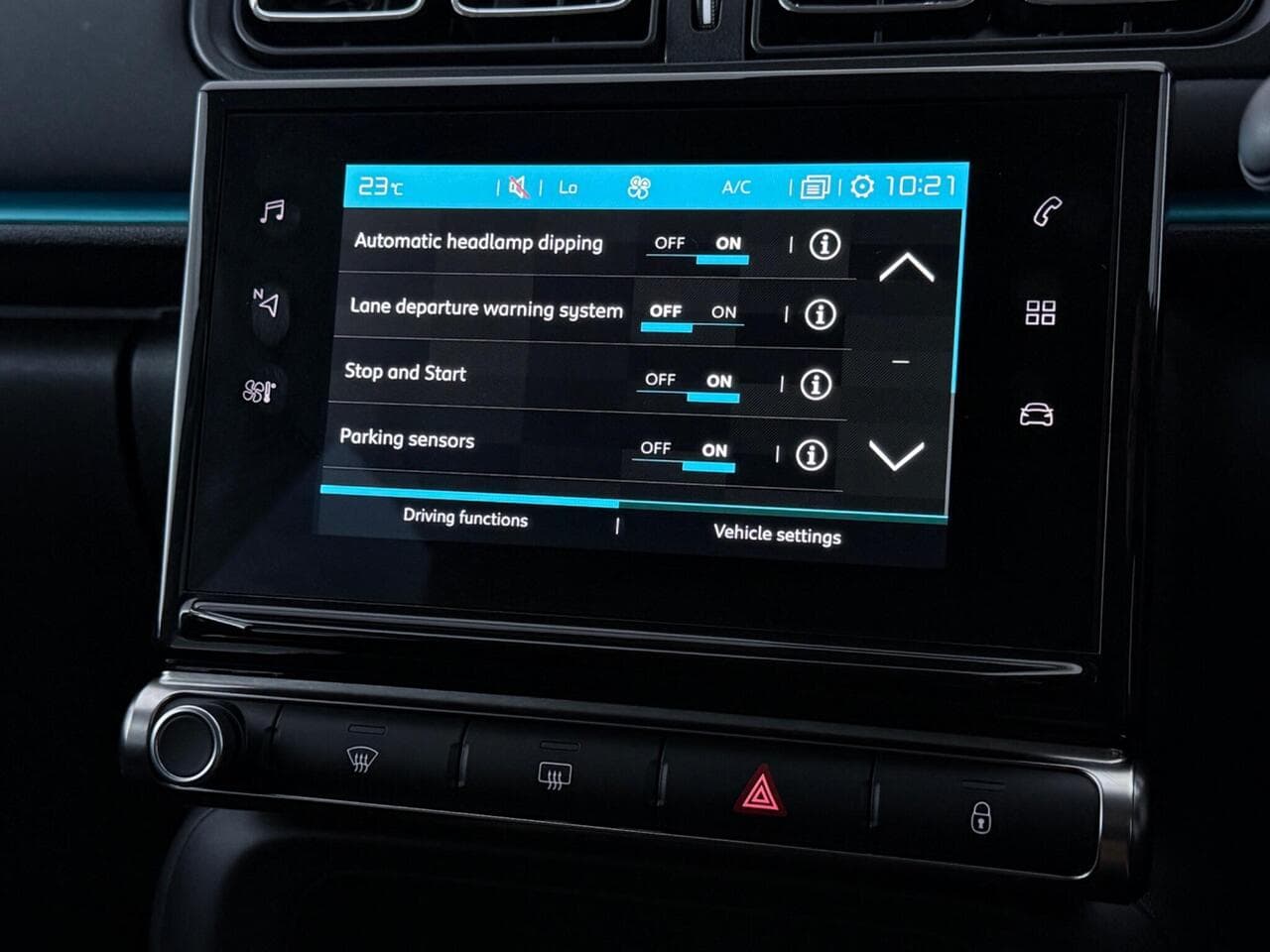 Citroen C3 thumbnail Infotainment System