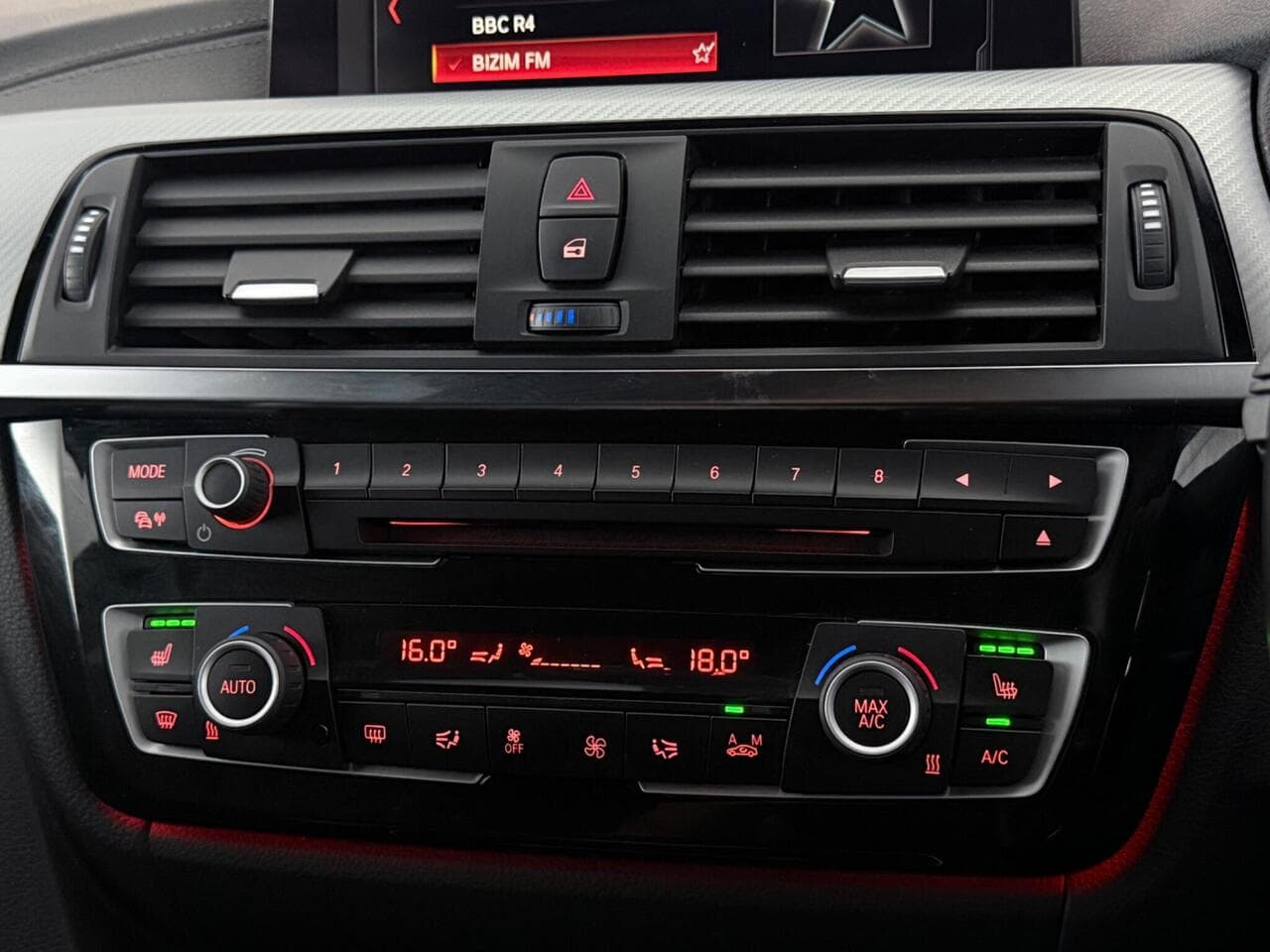 BMW 4 Series Gran Coupe thumbnail Infotainment System