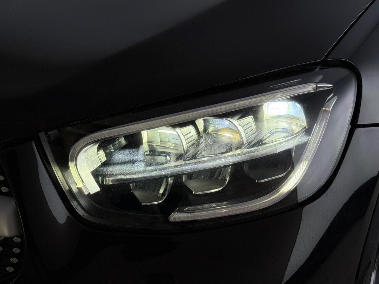 Mercedes-Benz GLC thumbnail Lights Front