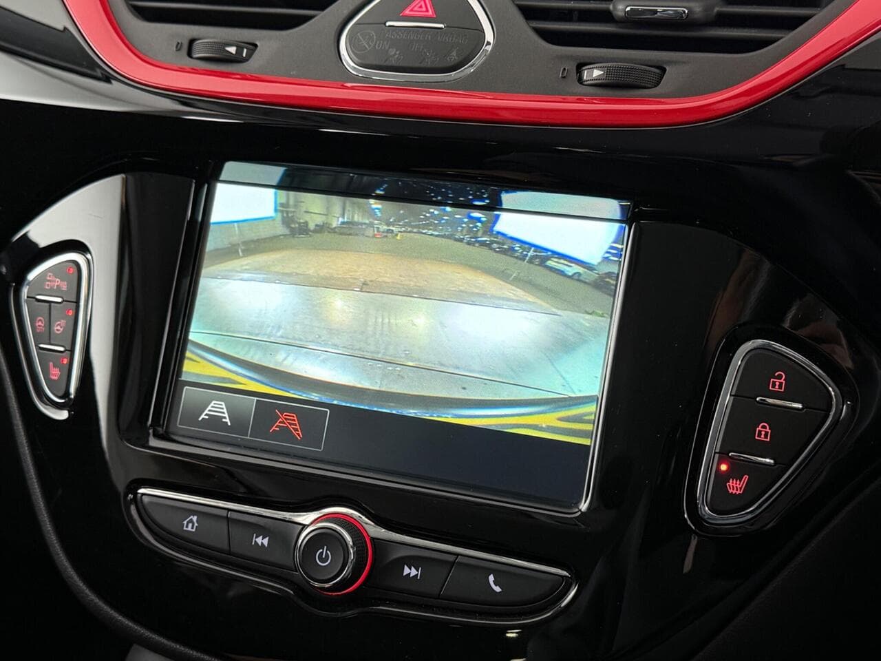 Vauxhall Corsa thumbnail Infotainment System