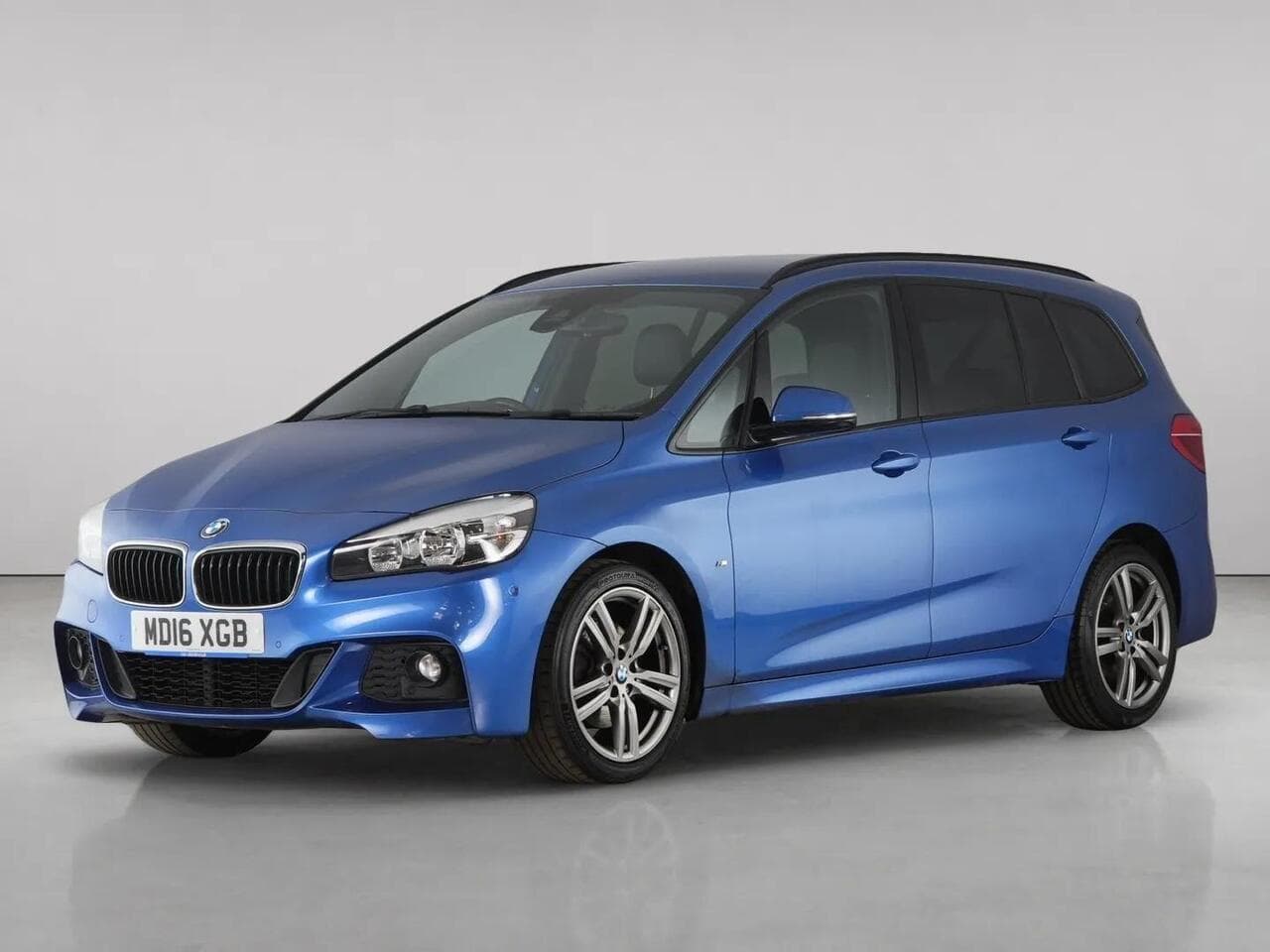BMW 2 Series Gran Tourer thumbnail Front Left