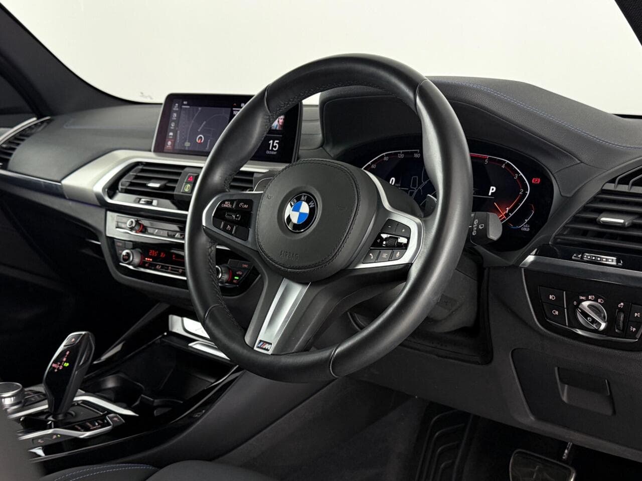 BMW X3 thumbnail Steering Wheel