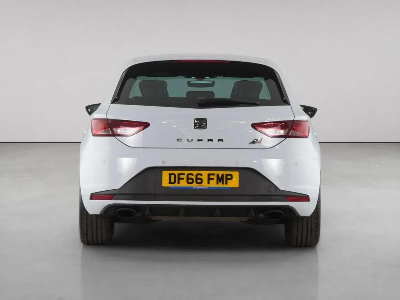 SEAT Leon thumbnail Rear