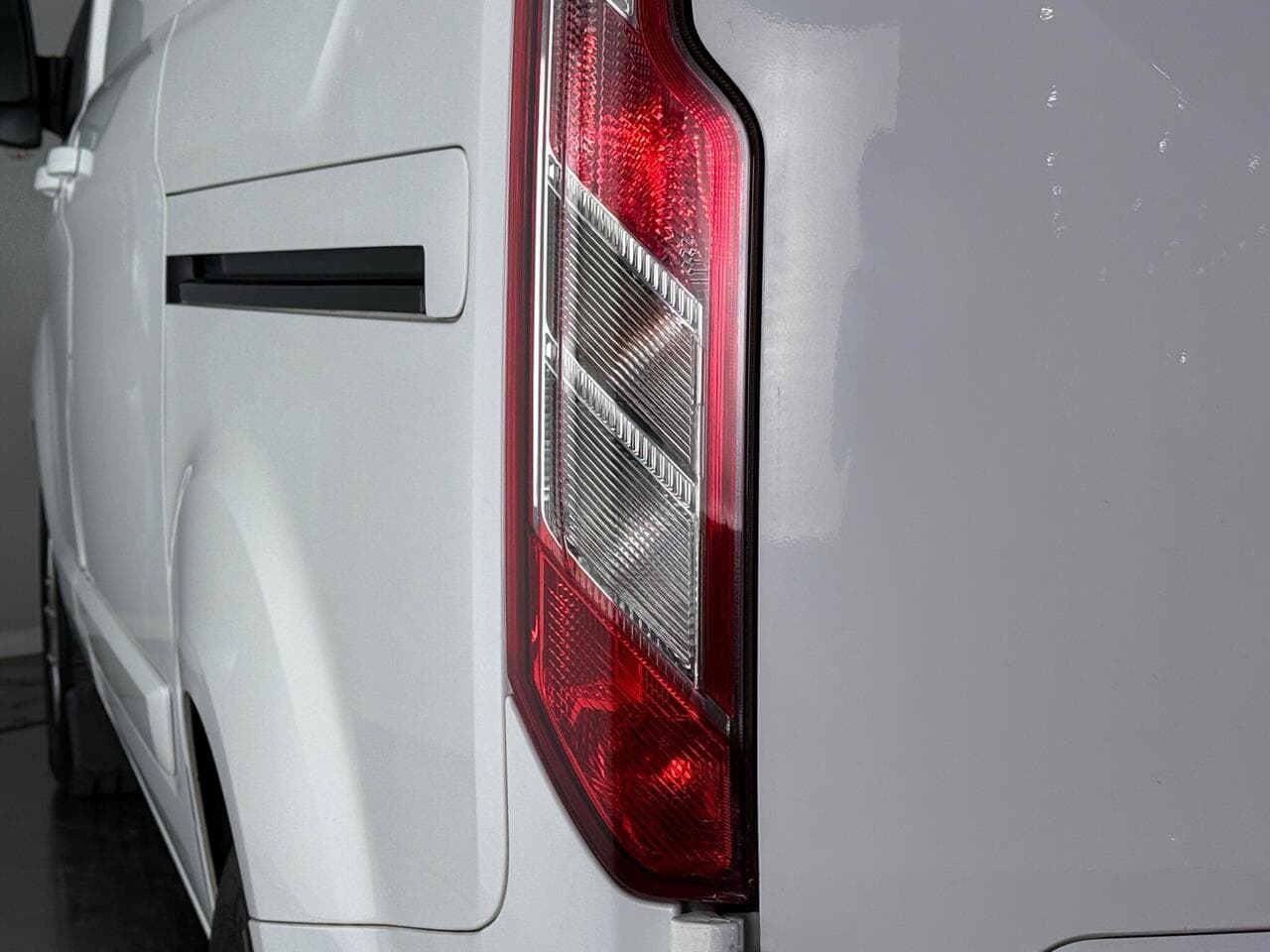 Ford Transit Custom thumbnail Lights Rear