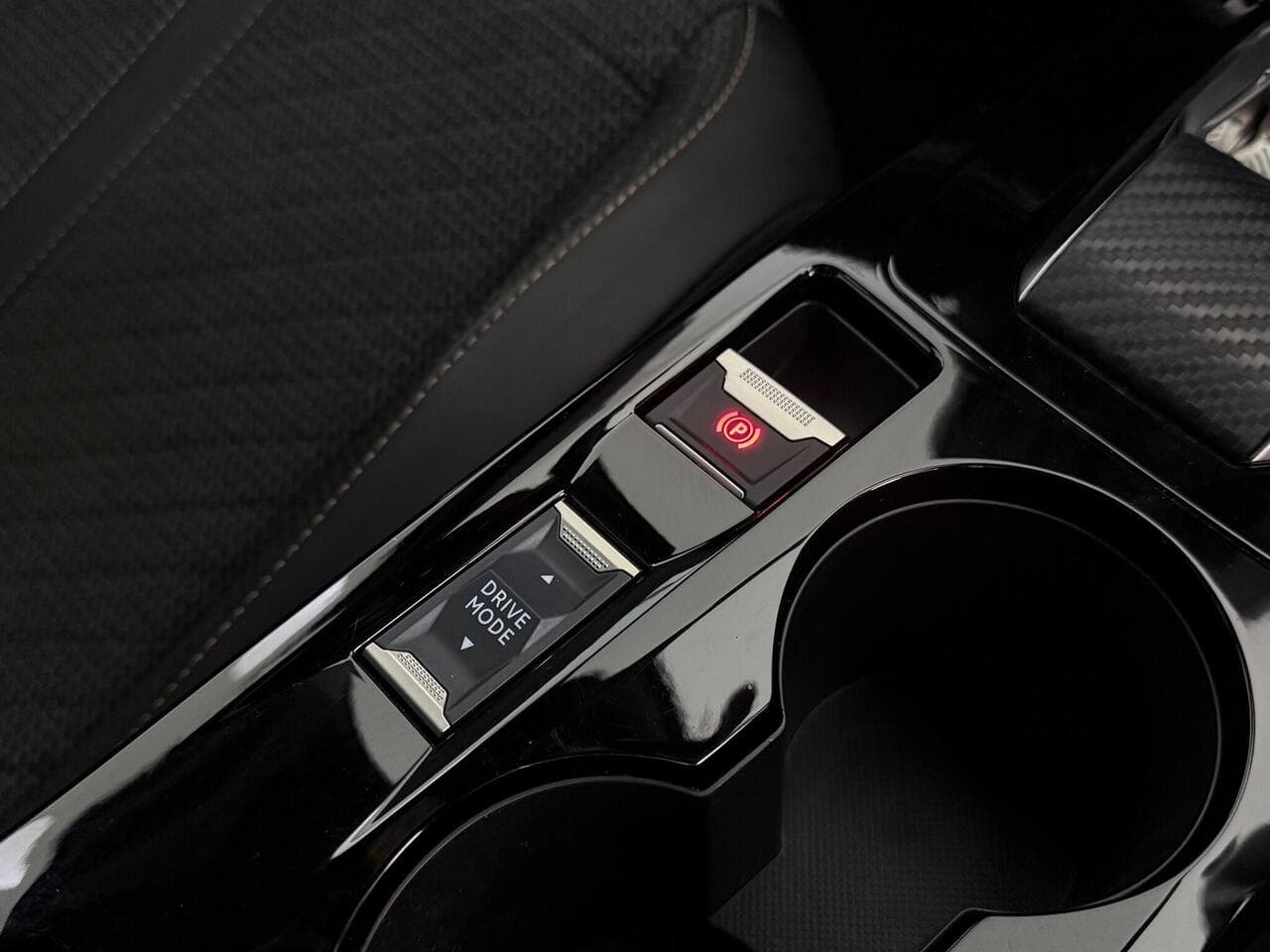 Peugeot 2008 thumbnail Misc Controls