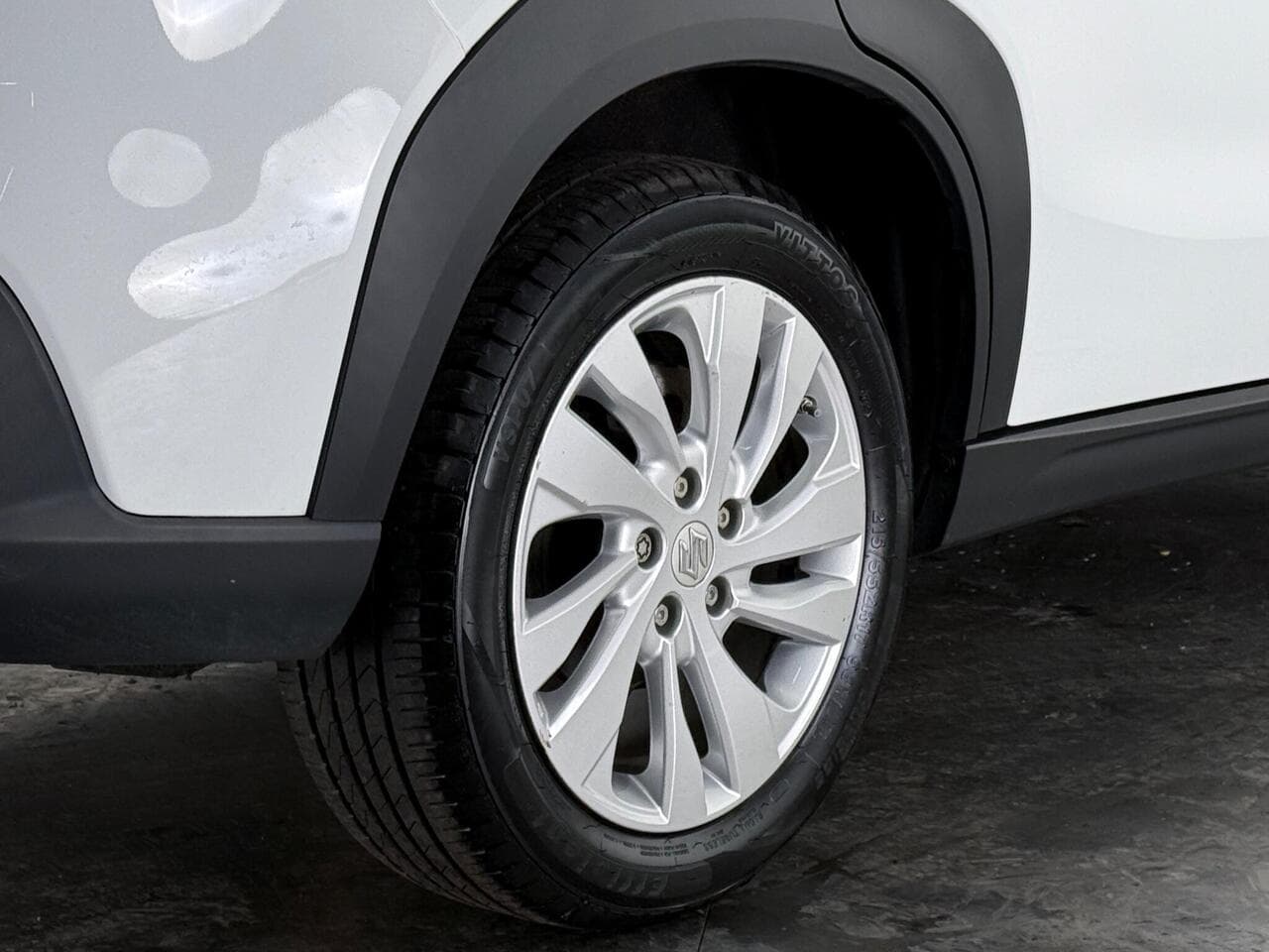 Suzuki S-Cross thumbnail Wheel